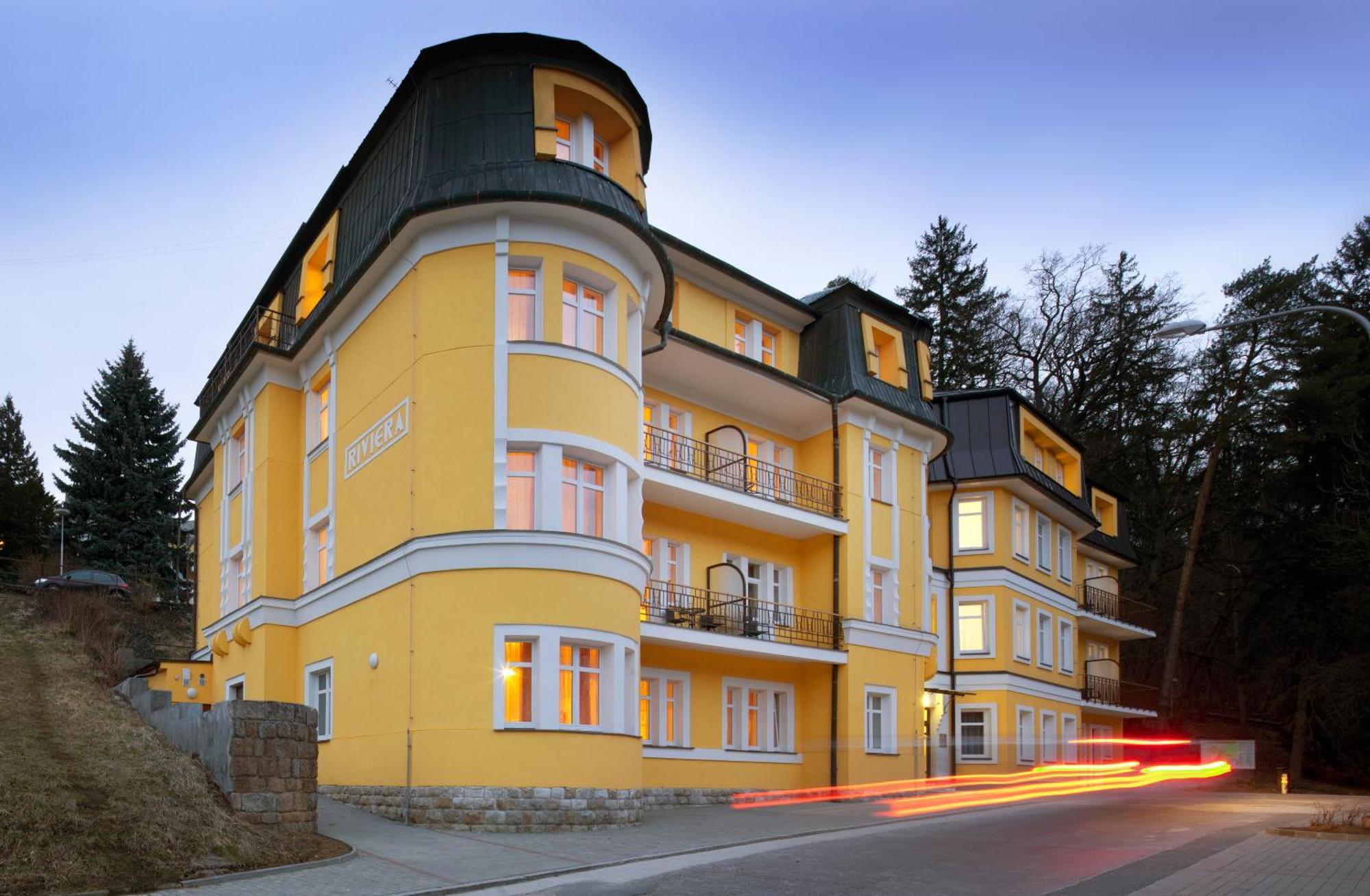 Riviera Hotel Luhacovice Ngoại thất bức ảnh